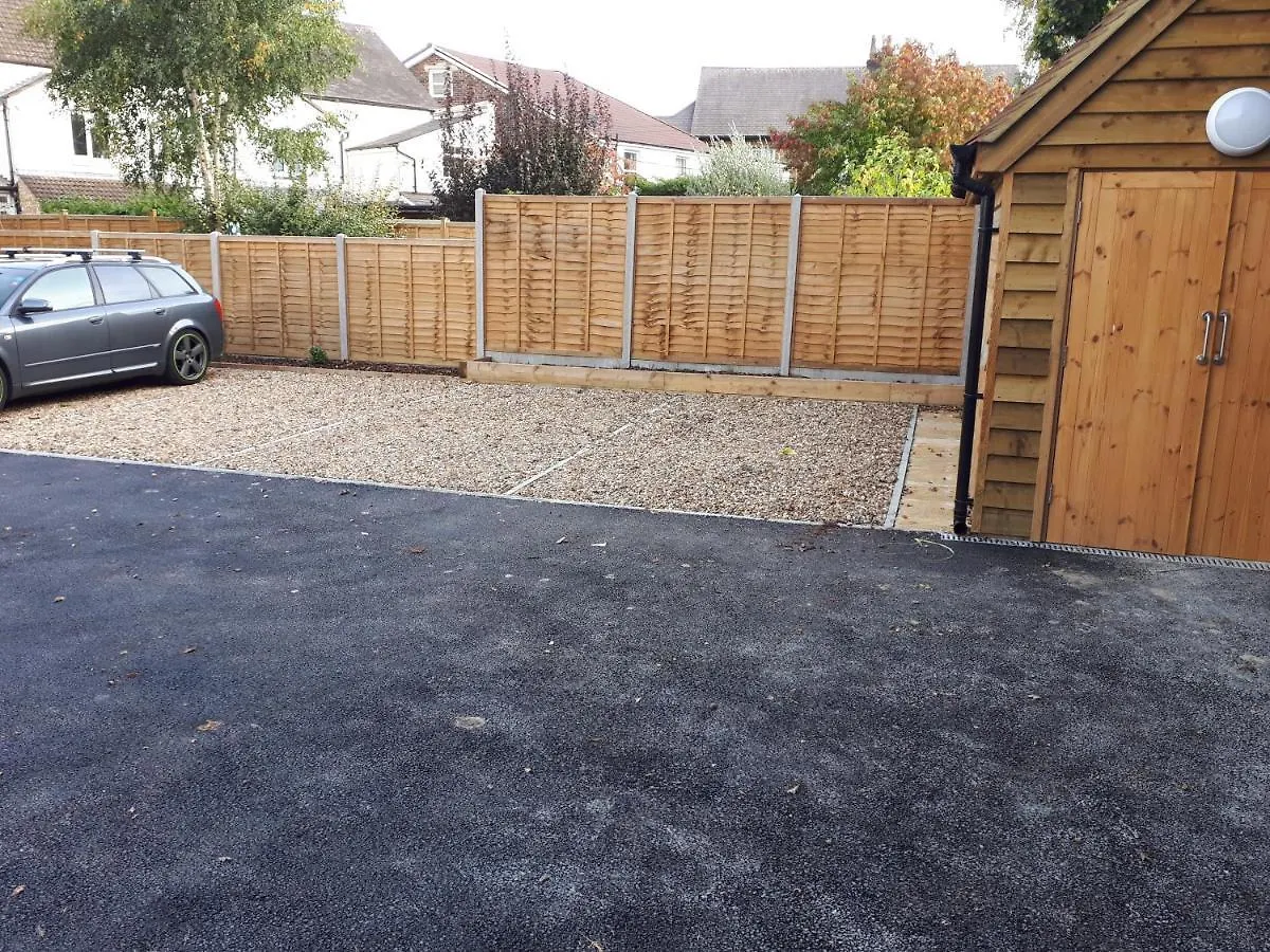 Rentunique St Georges 2X 2 Bed Amazing Apartments Moments From Centre Horley