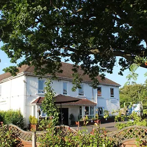 2* Hotel The Gatwick White House